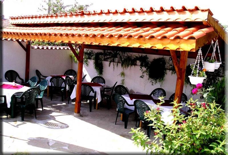 Papanovata House Hotel Enina Exterior photo